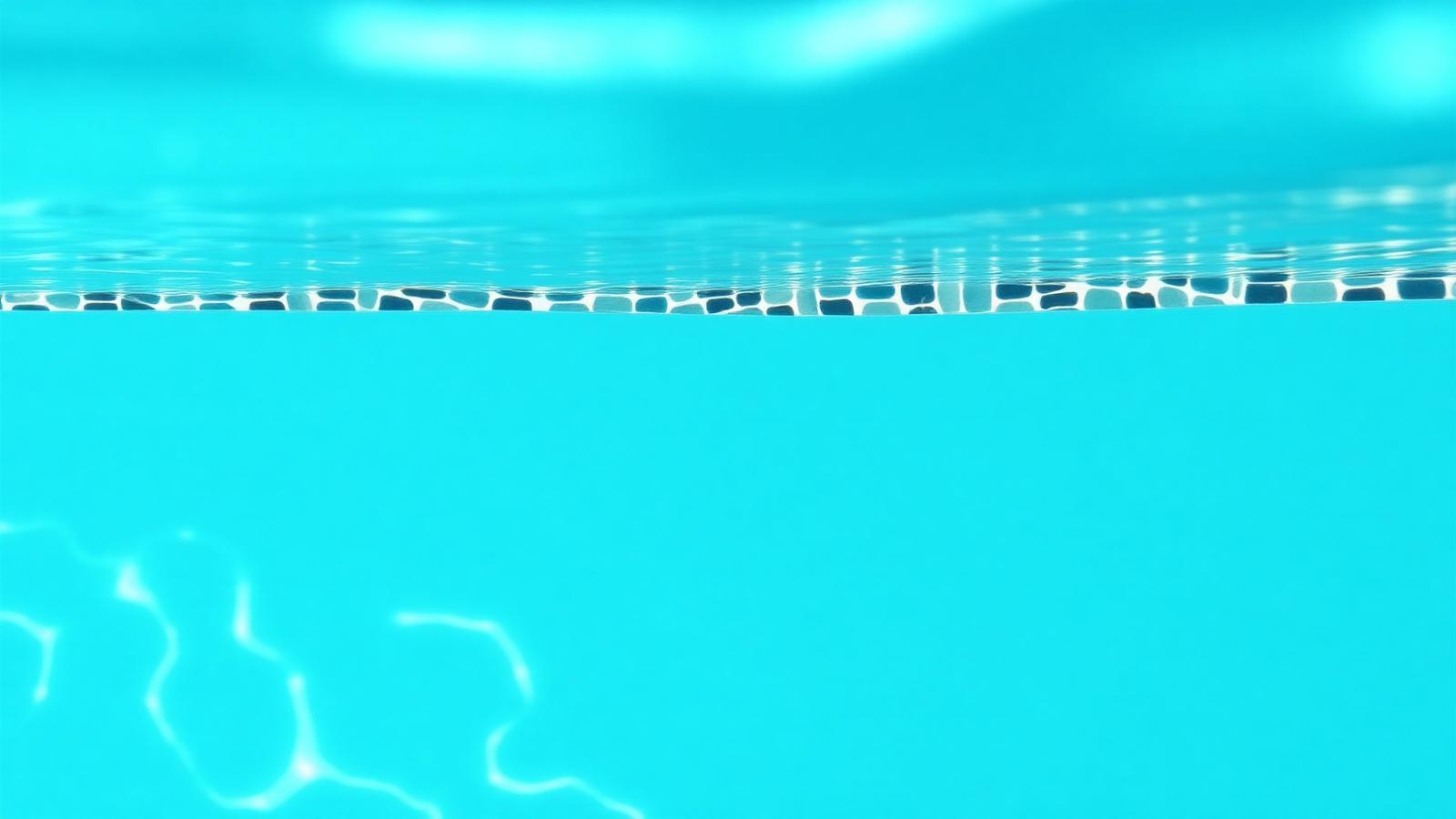 Niveau d'eau d'une piscine descendu sous la ligne des skimmers à Louveciennes
