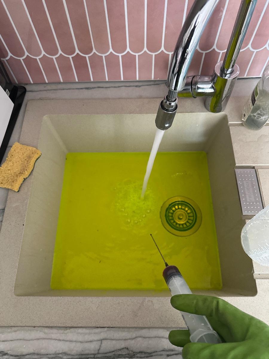 Test fluorescéine évier – recherche fuite cuisine